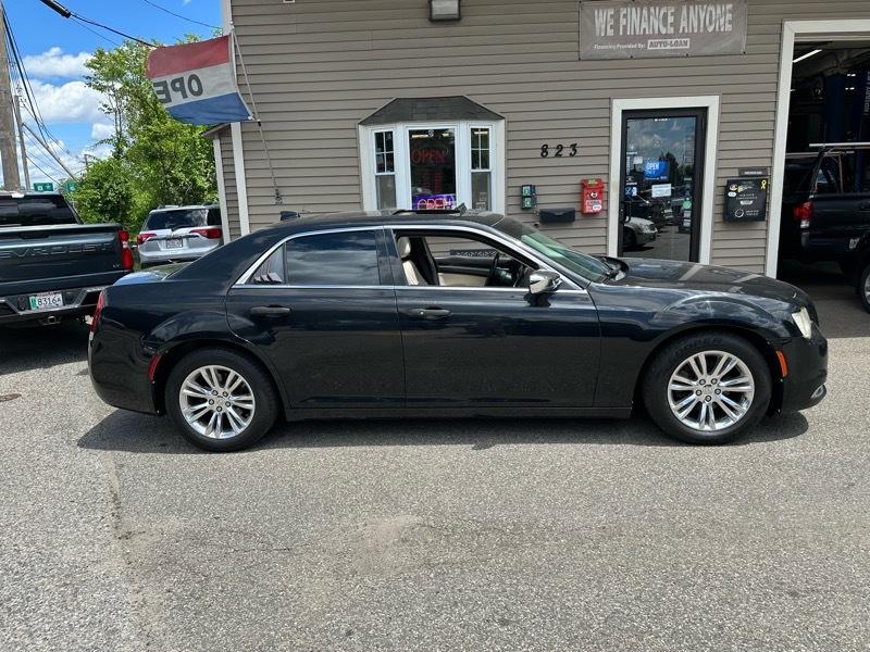 chrysler 300 2017 2C3CCAEGXHH565058 image chrysler 300 2017 2C3CCAEGXHH565058 image