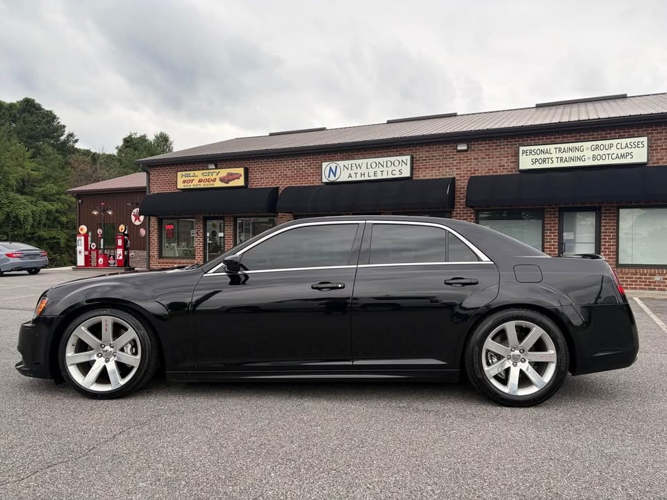 chrysler 300 2012 2C3CCAFJXCH802070 image chrysler 300 2012 2C3CCAFJXCH802070 image