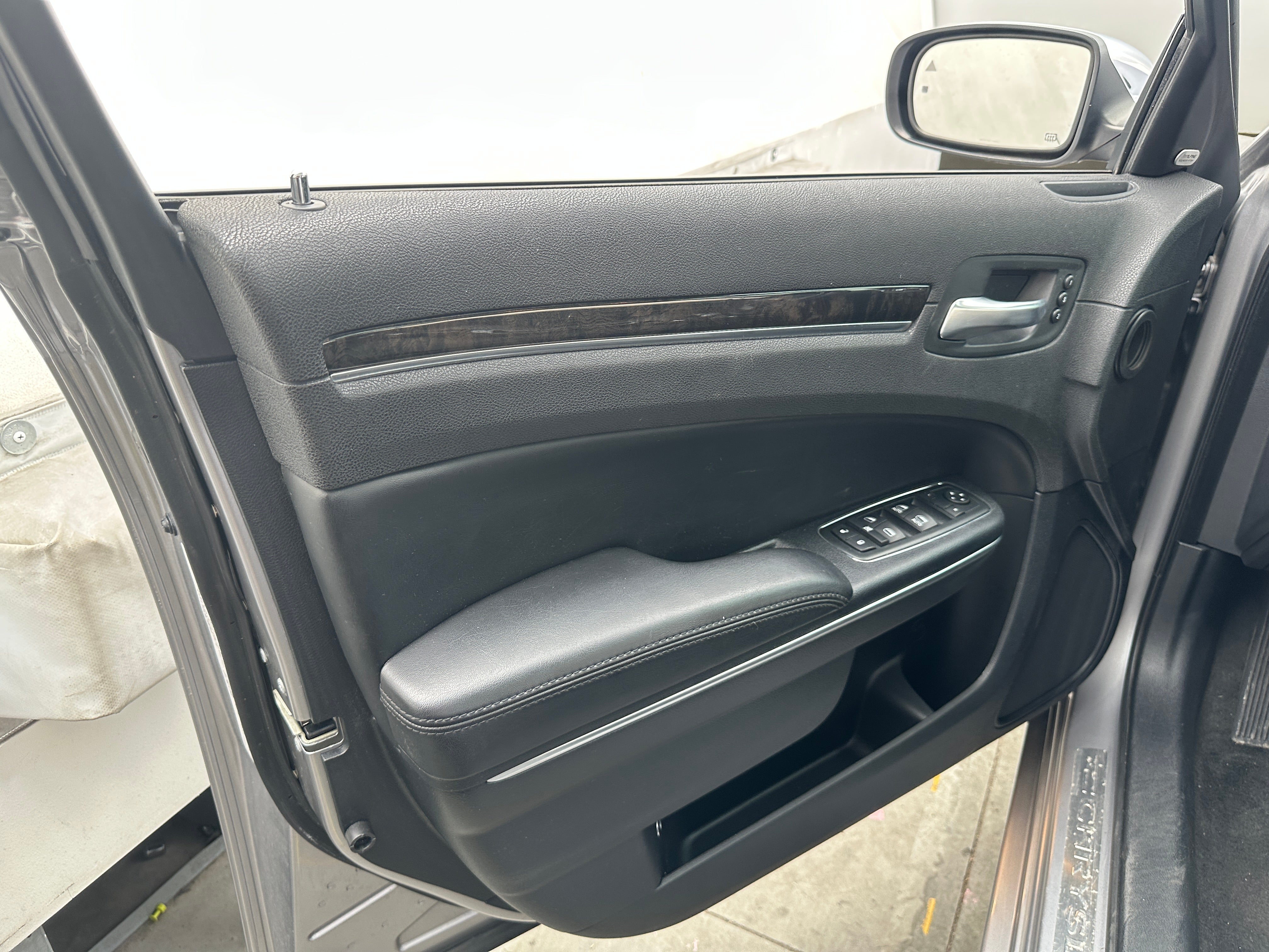 chrysler 300 2013 2C3CCAEGXDH727507 image