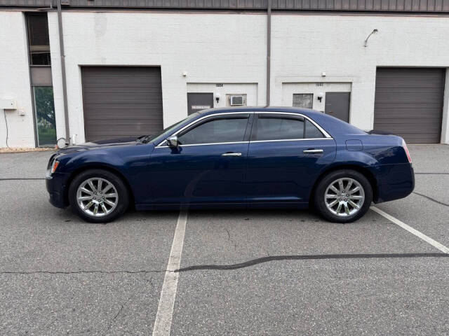 chrysler 300 2013 2C3CCAET9DH577757 image chrysler 300 2013 2C3CCAET9DH577757 image