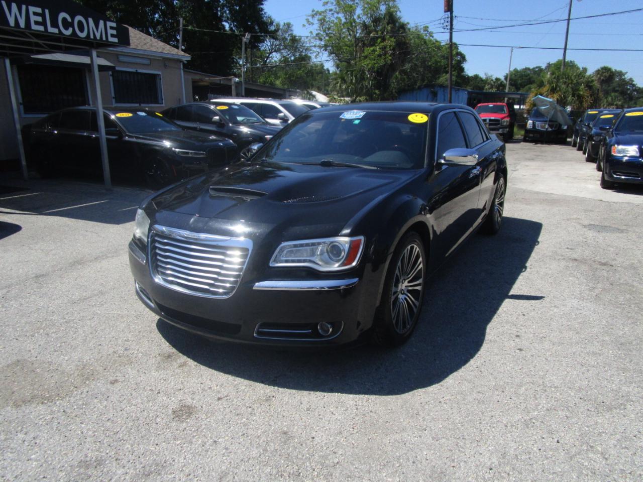 chrysler 300 2013 2C3CCAET1DH523756 image chrysler 300 2013 2C3CCAET1DH523756 image