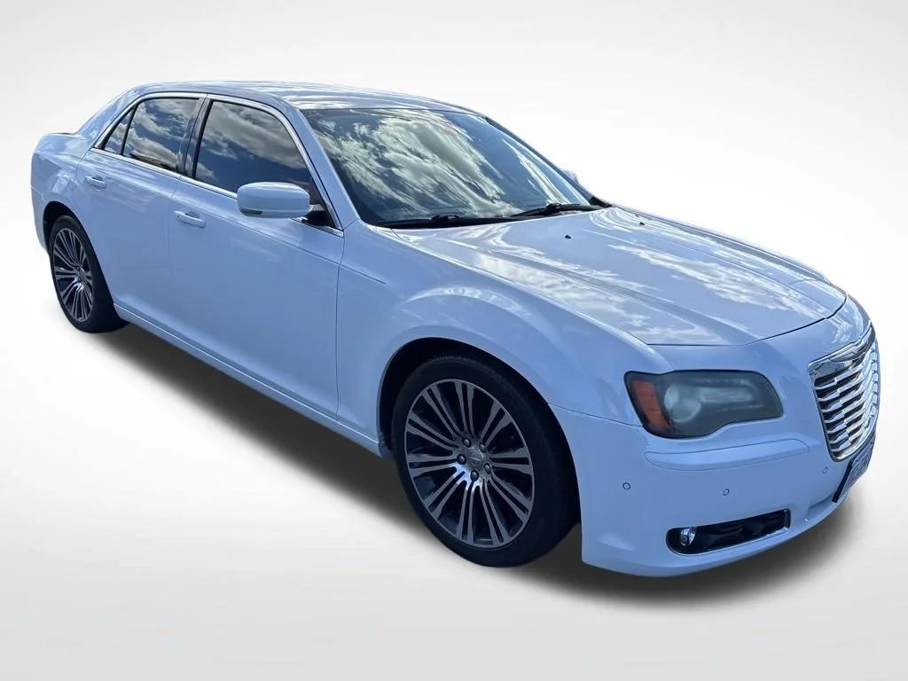 chrysler 300 2013 2C3CCABG7DH533084 image chrysler 300 2013 2C3CCABG7DH533084 image