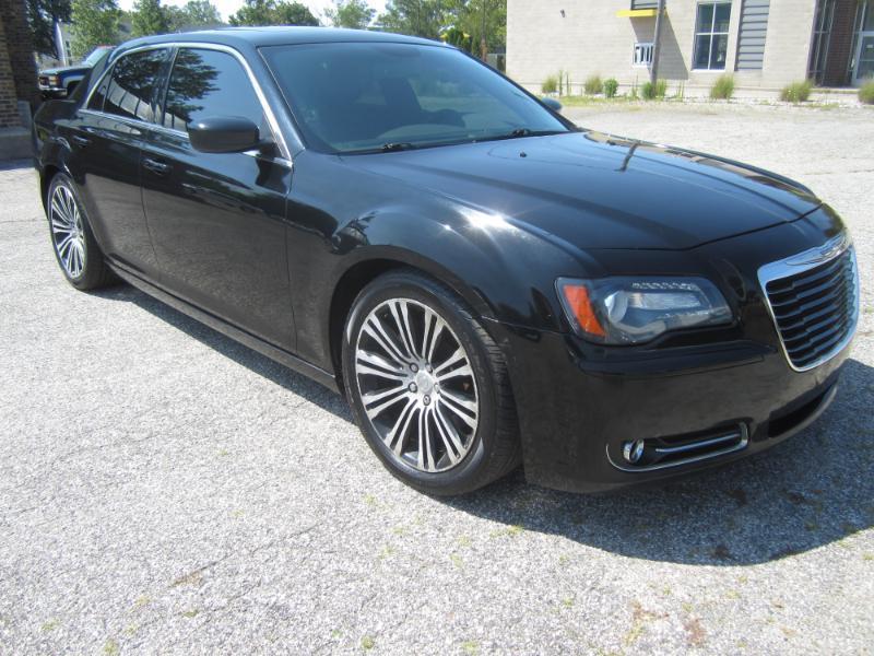 chrysler 300 2013 2C3CCABT1DH685519 image chrysler 300 2013 2C3CCABT1DH685519 image