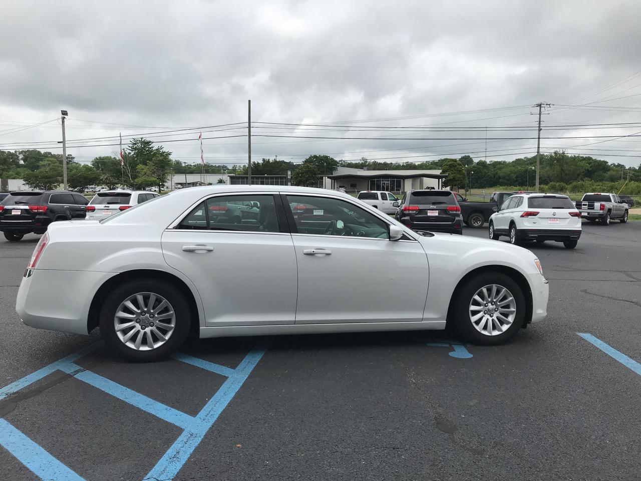 chrysler 300 2014 2C3CCAAG0EH200356 image chrysler 300 2014 2C3CCAAG0EH200356 image