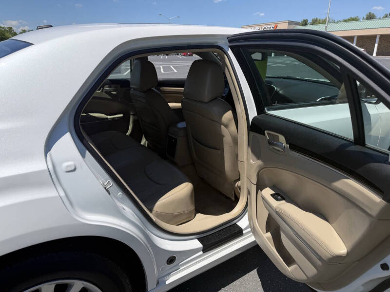 chrysler 300 2014 2C3CCAAG4EH229052 image chrysler 300 2014 2C3CCAAG4EH229052 image