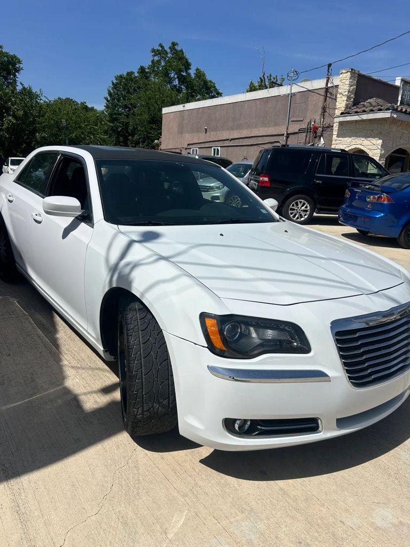 chrysler 300 2014 2C3CCABG7EH118462 image chrysler 300 2014 2C3CCABG7EH118462 image