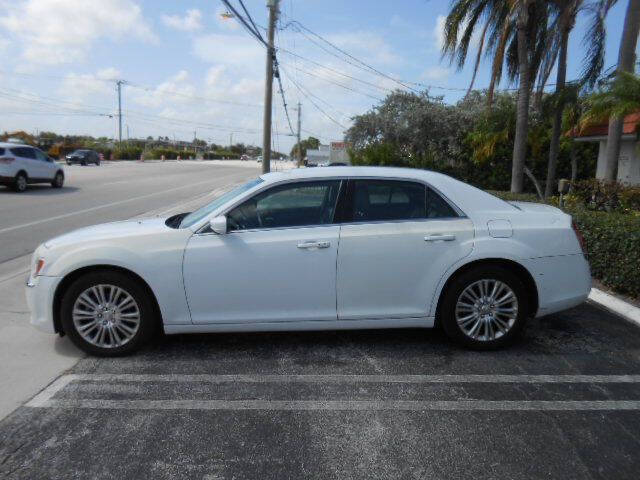 chrysler 300 2014 2C3CCARG3EH235994 image chrysler 300 2014 2C3CCARG3EH235994 image