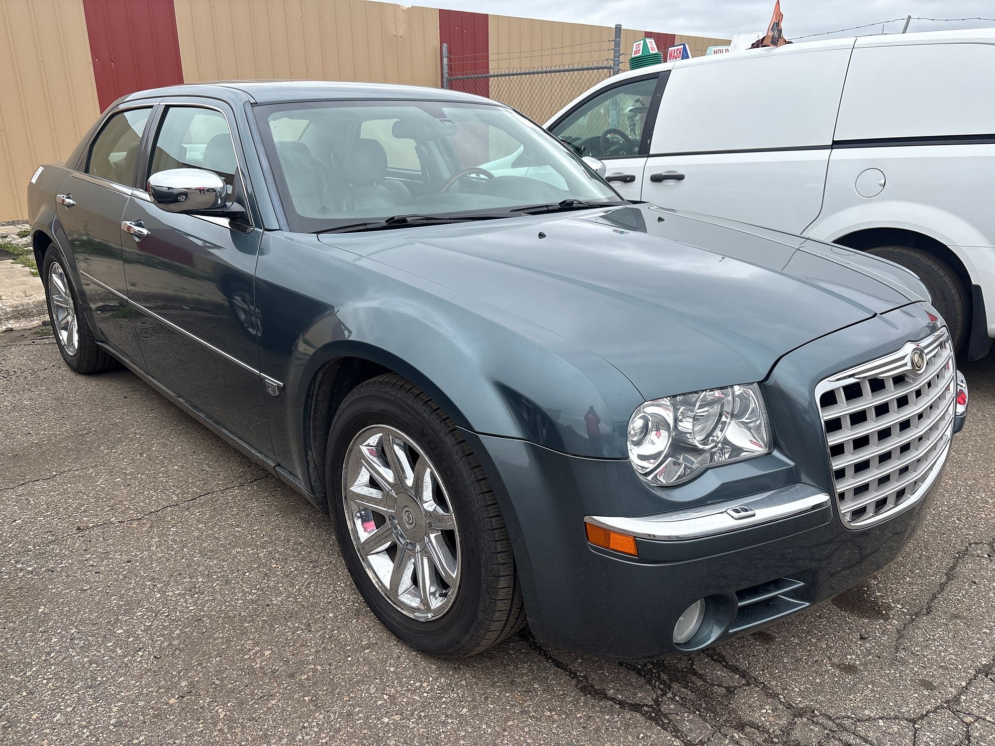 chrysler 300 2005 2C3AA63H25H620605 image chrysler 300 2005 2C3AA63H25H620605 image