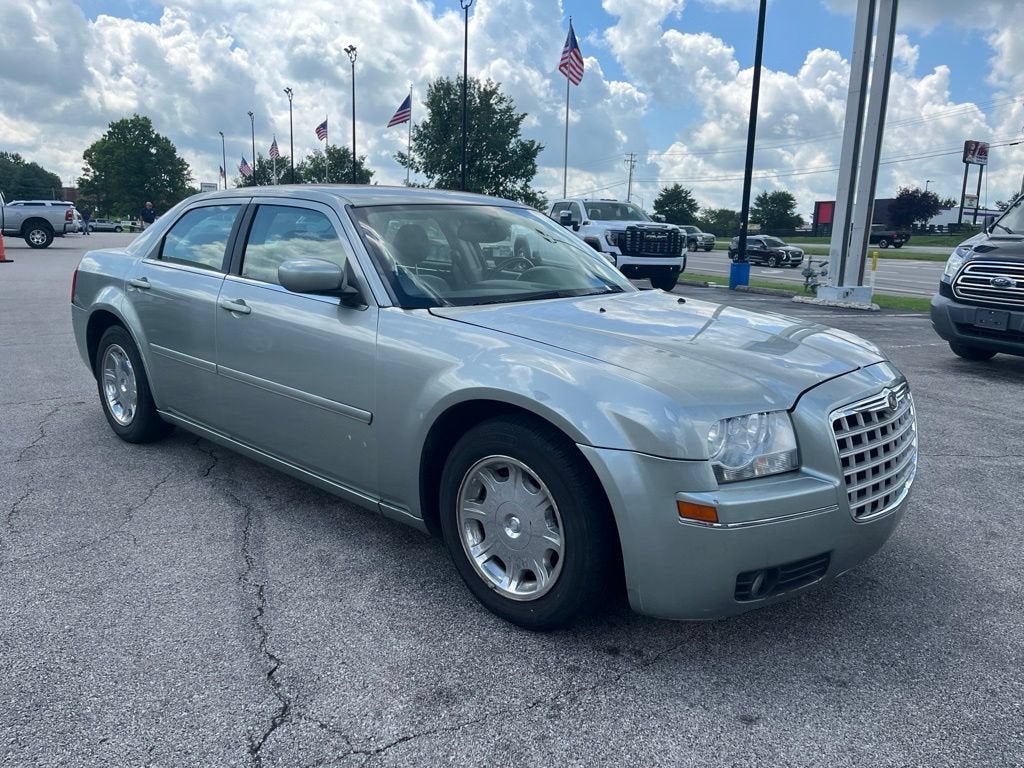 chrysler 300 2005 2C3AA53GX5H137011 image chrysler 300 2005 2C3AA53GX5H137011 image