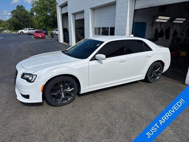 chrysler 300 2022 2C3CCADGXNH221873 image chrysler 300 2022 2C3CCADGXNH221873 image
