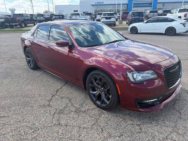 chrysler 300 2022 2C3CCABT4NH121610 image chrysler 300 2022 2C3CCABT4NH121610 image