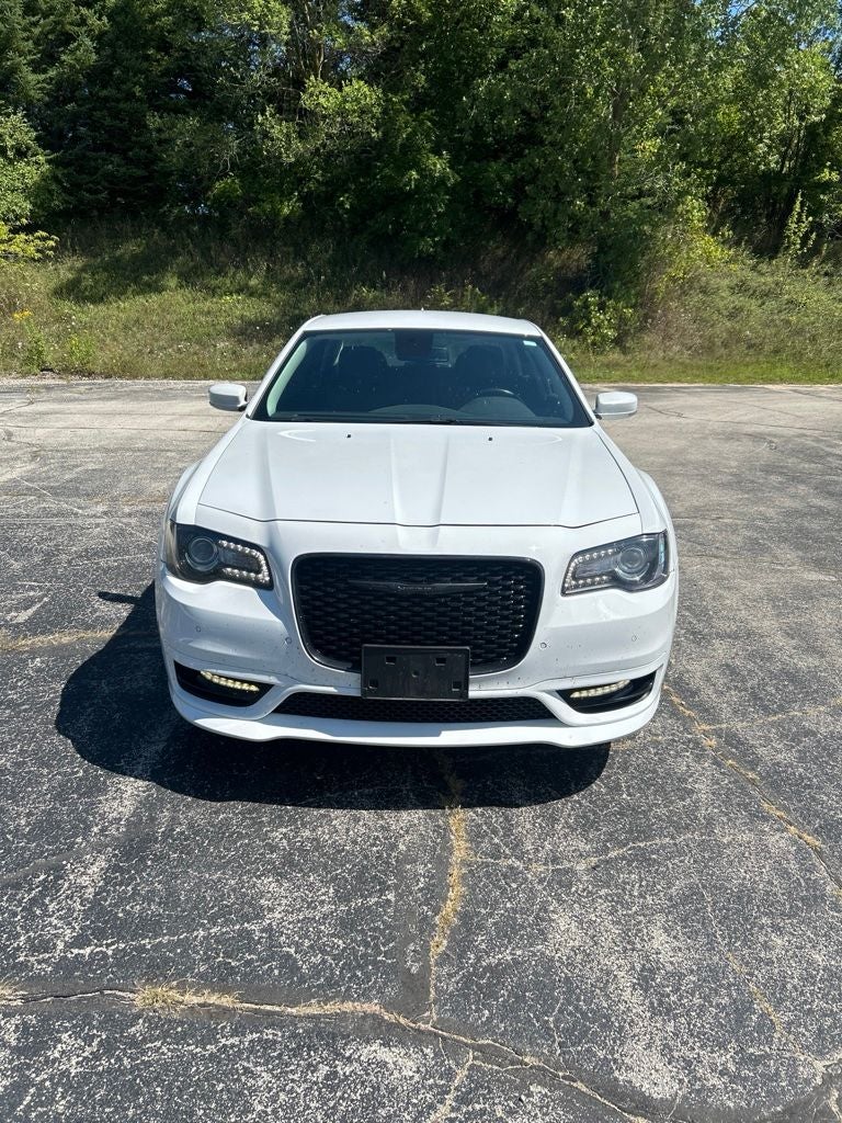 chrysler 300 2022 2C3CCASG8NH187189 image chrysler 300 2022 2C3CCASG8NH187189 image