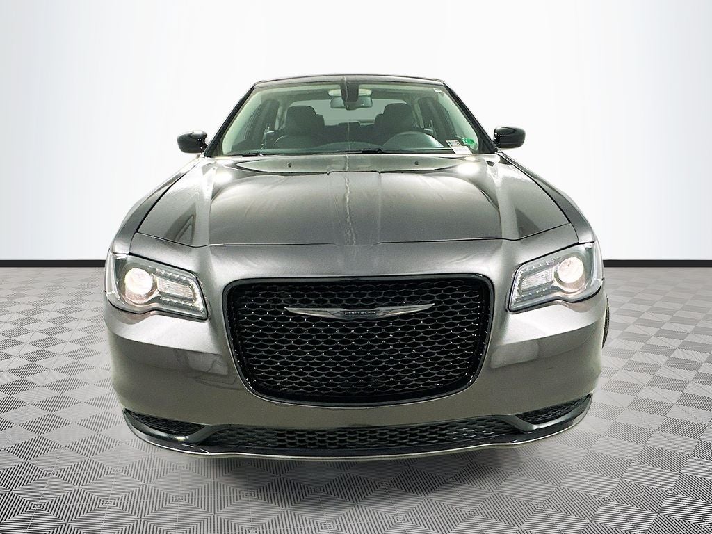 chrysler 300 2022 2C3CCARG9NH268482 image chrysler 300 2022 2C3CCARG9NH268482 image
