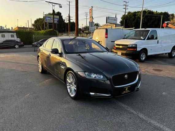 JAGUAR XF 2016 SAJBE4BV7GCY06342 image