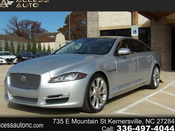 JAGUAR XJ 2017 SAJWJ2GD2H8W03753 image JAGUAR XJ 2017 SAJWJ2GD2H8W03753 image