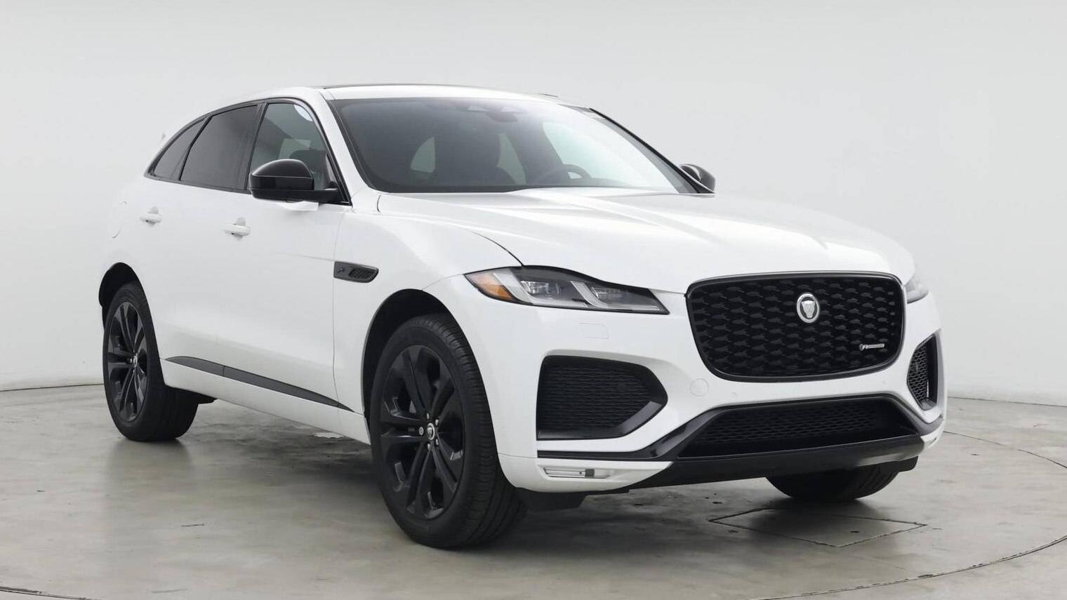 JAGUAR F-PACE 2024 SADCT2EX1RA721994 image