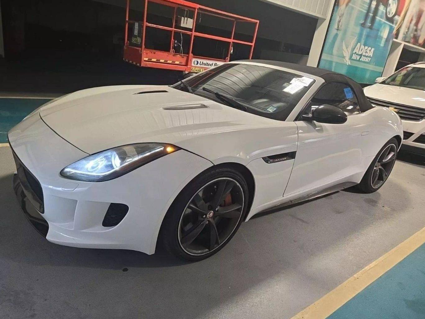 JAGUAR F-TYPE 2014 SAJWA6GL4EMK06885 image