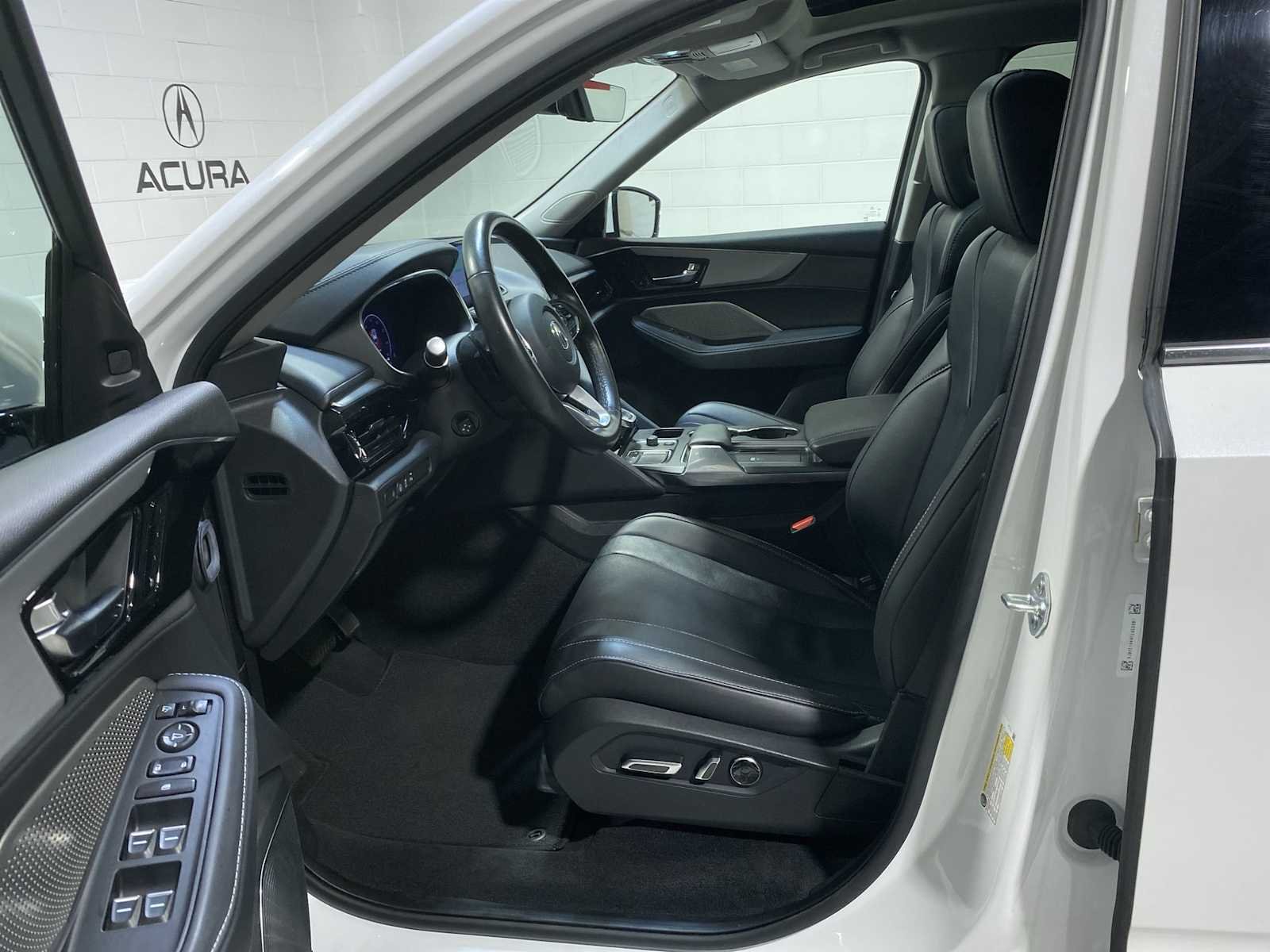 acura mdx 2024 5J8YE1H44RL023067 image acura mdx 2024 5J8YE1H44RL023067 image