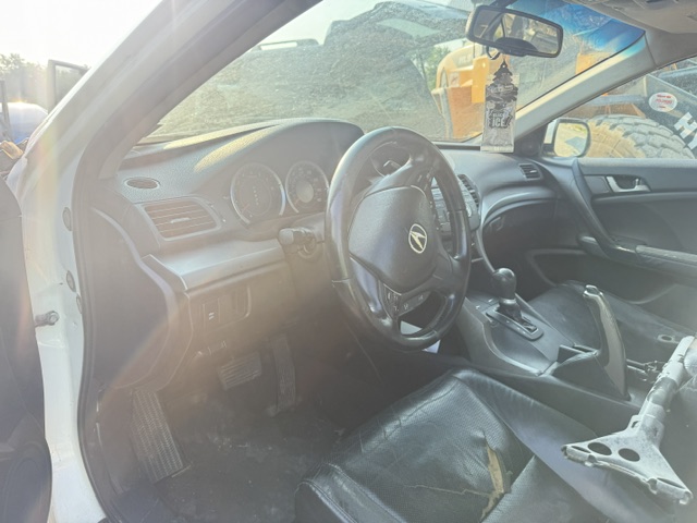 acura tsx 2009 JH4CU26649C015619 image acura tsx 2009 JH4CU26649C015619 image