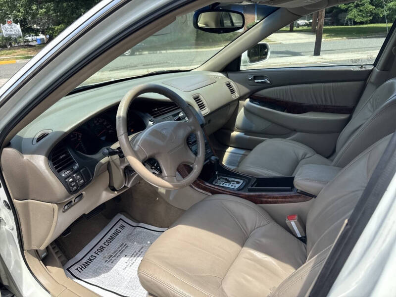 acura tl 2000 19UUA5667YA038727 image acura tl 2000 19UUA5667YA038727 image