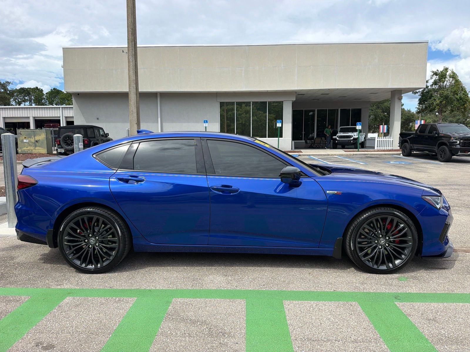 acura tlx 2023 19UUB7F02PA002575 image acura tlx 2023 19UUB7F02PA002575 image