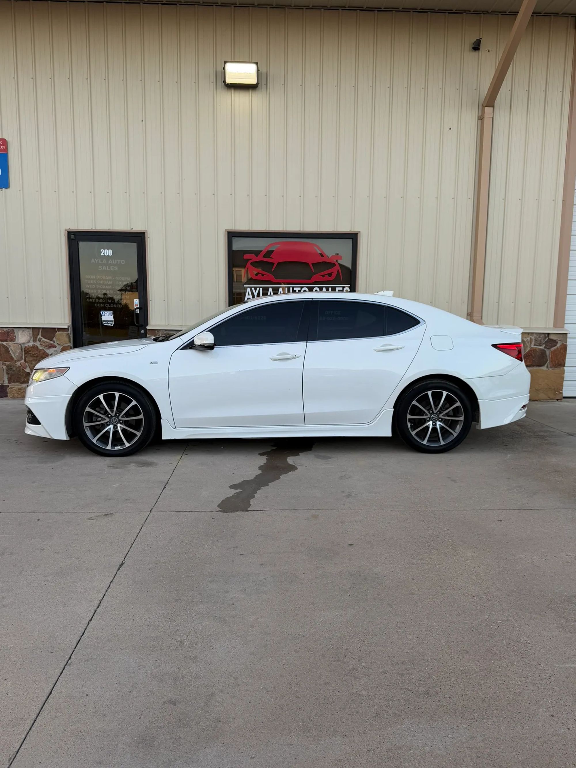 acura tlx 2016 19UUB2F51GA009080 image acura tlx 2016 19UUB2F51GA009080 image
