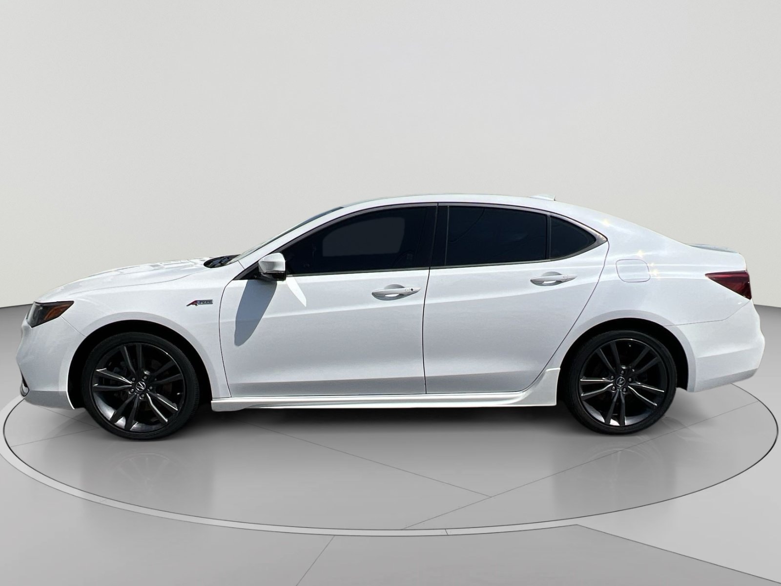 acura tlx 2018 19UUB2F62JA008701 image acura tlx 2018 19UUB2F62JA008701 image