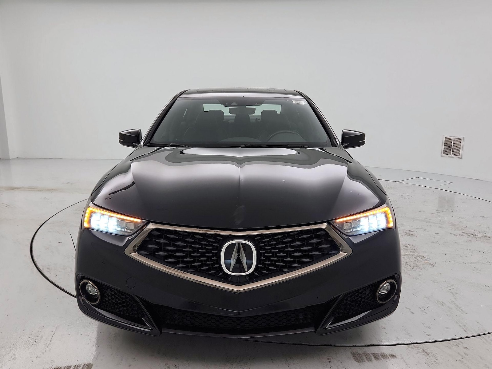 acura tlx 2018 19UUB3F65JA006060 image acura tlx 2018 19UUB3F65JA006060 image