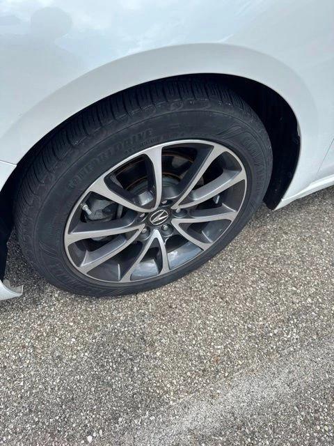 acura tlx 2018 19UUB3F33JA002336 image acura tlx 2018 19UUB3F33JA002336 image
