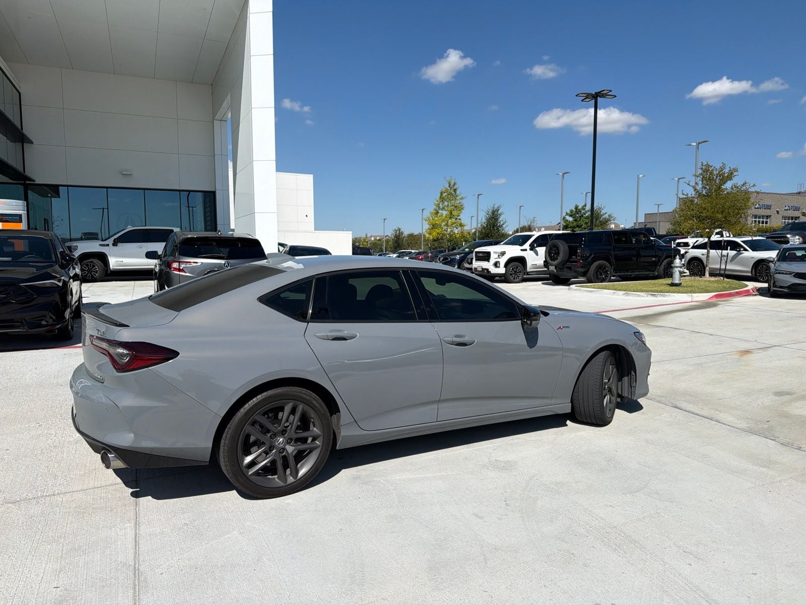acura tlx 2024 19UUB6F52RA001192 image acura tlx 2024 19UUB6F52RA001192 image