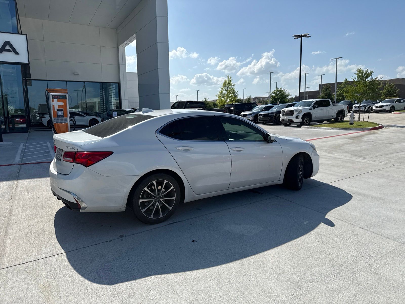 acura tlx 2020 19UUB2F36LA002408 image acura tlx 2020 19UUB2F36LA002408 image