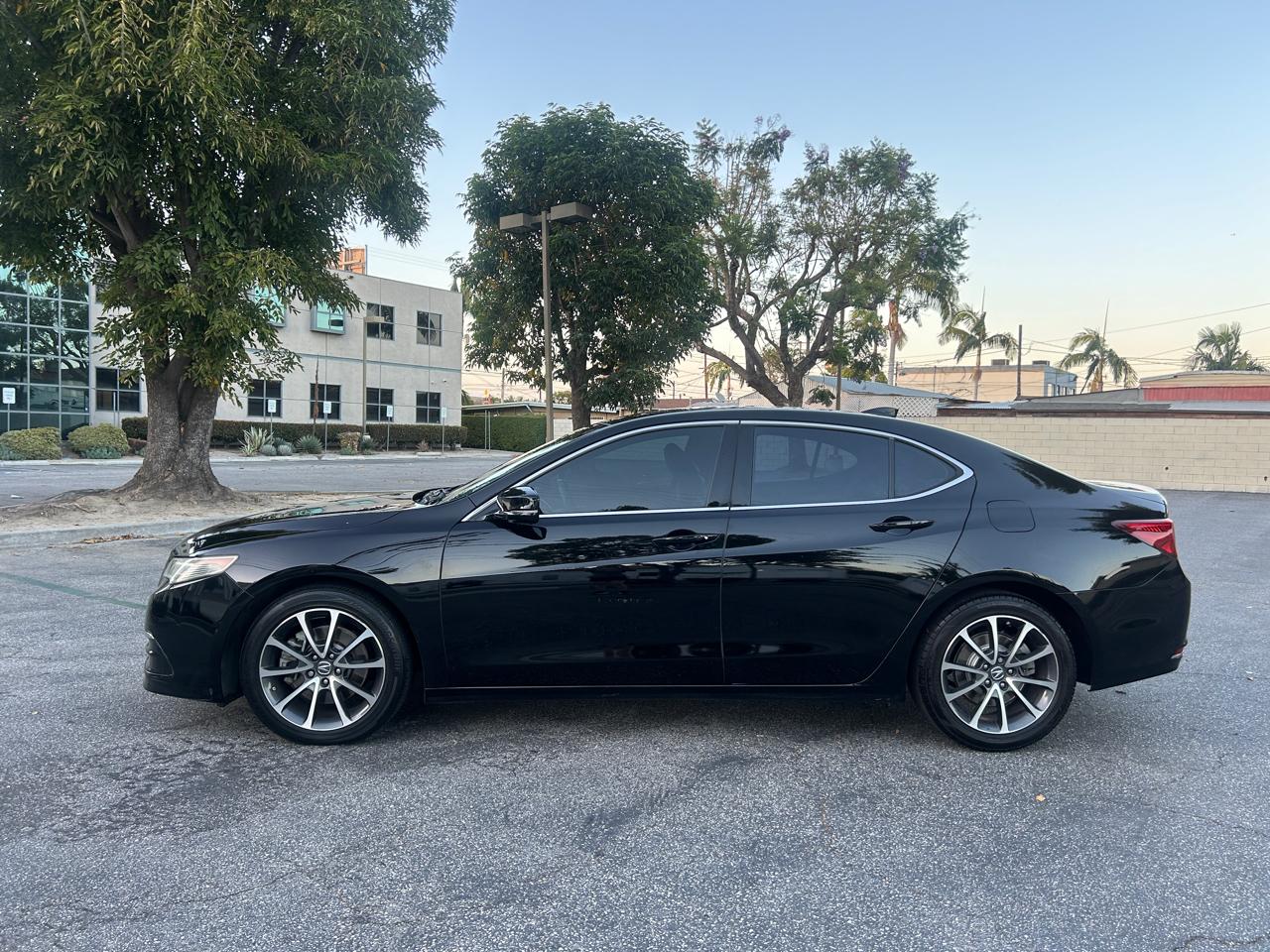 acura tlx 2015 19UUB2F58FA015960 image acura tlx 2015 19UUB2F58FA015960 image