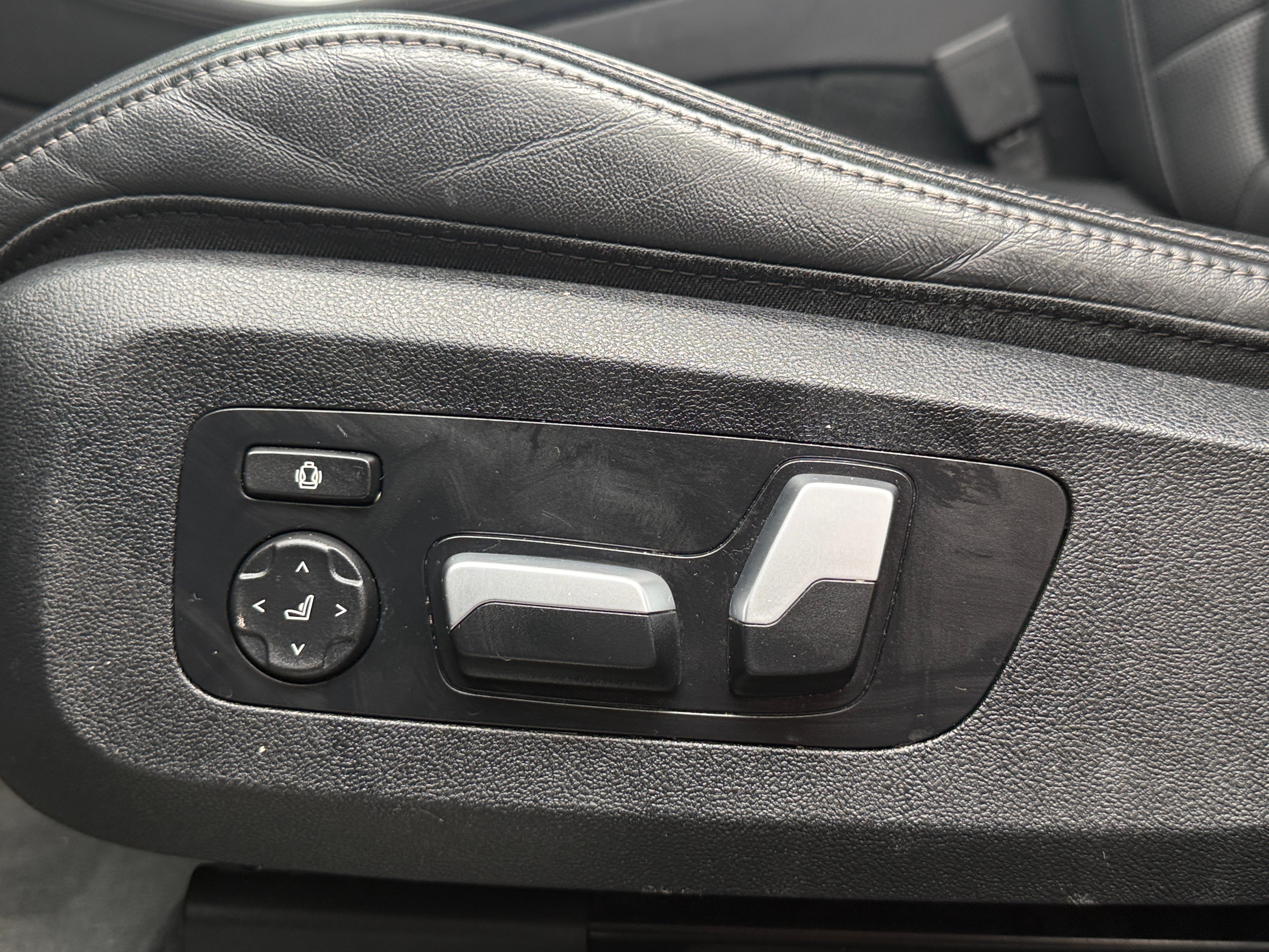 bmw x5 2023 5UXCR4C08P9P50398 image bmw x5 2023 5UXCR4C08P9P50398 image