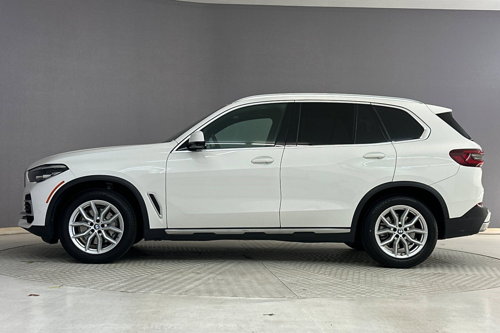 bmw x5 2023 5UXCR4C00P9R84342 image bmw x5 2023 5UXCR4C00P9R84342 image