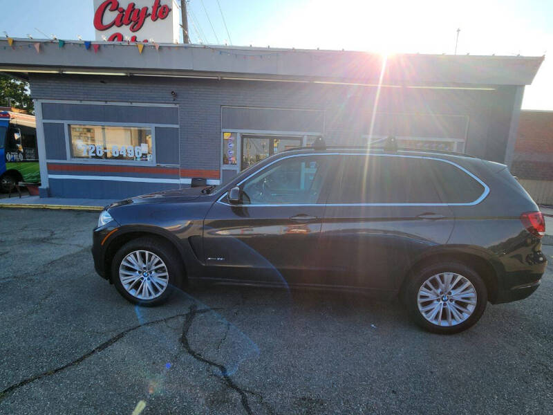 bmw x5 2016 5UXKR0C56G0U49701 image bmw x5 2016 5UXKR0C56G0U49701 image
