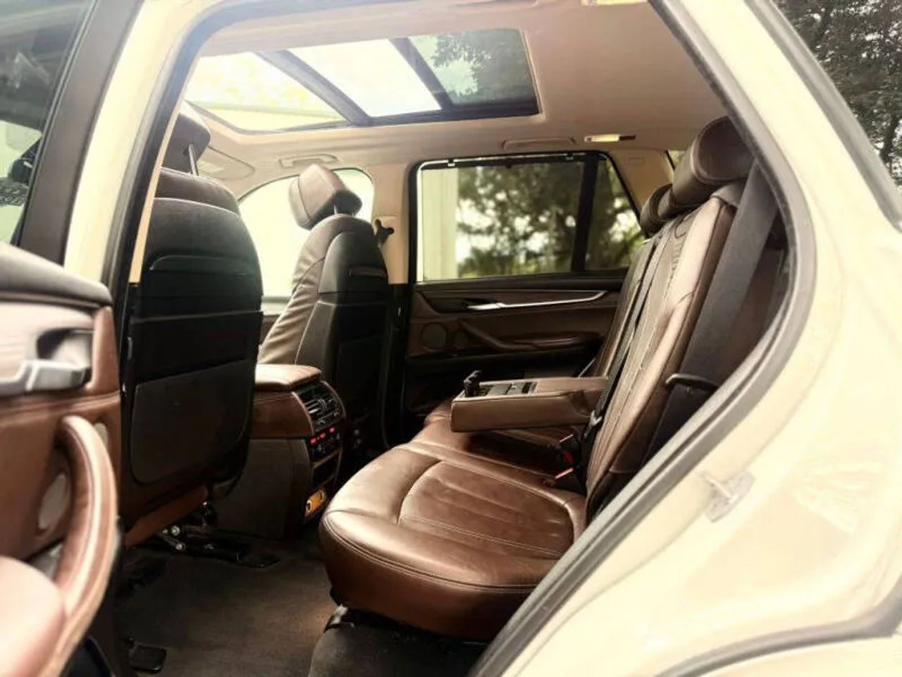 bmw x5 2016 5UXKR6C50G0J81585 image bmw x5 2016 5UXKR6C50G0J81585 image