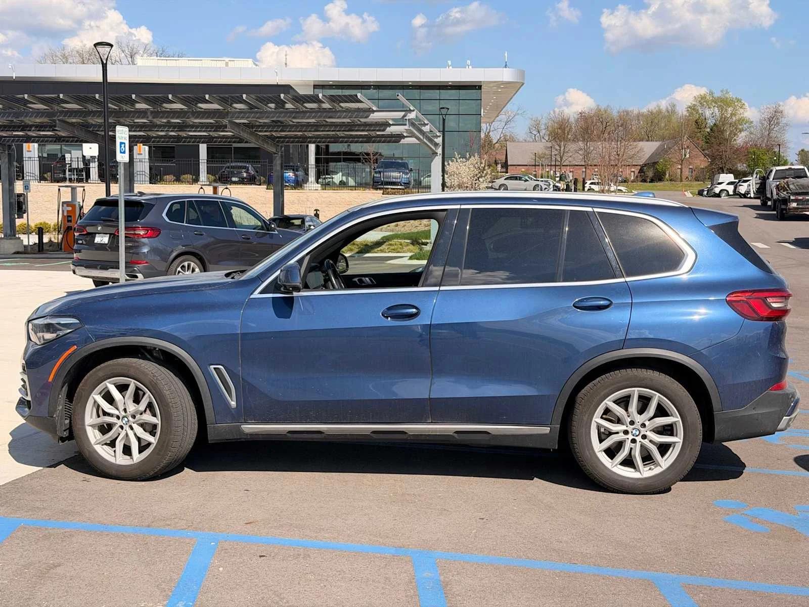 bmw x5 2019 5UXCR6C51KLK87197 image bmw x5 2019 5UXCR6C51KLK87197 image