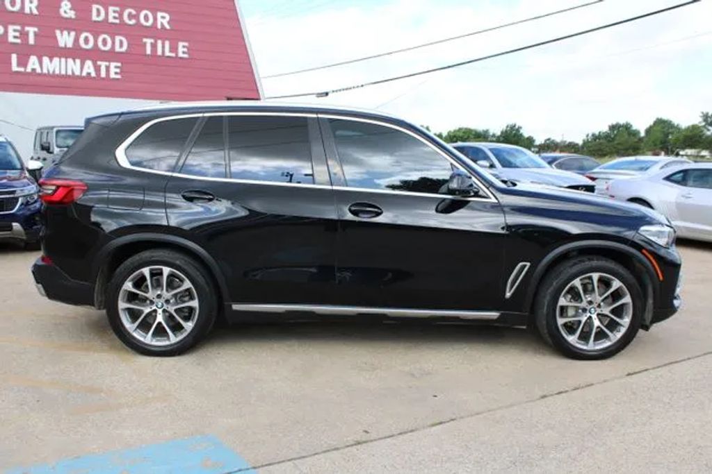 bmw x5 2019 5UXCR6C56KLL51363 image bmw x5 2019 5UXCR6C56KLL51363 image