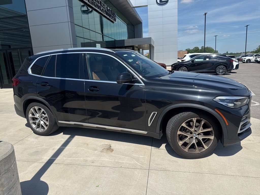 bmw x5 2019 5UXCR6C58KLK86547 image bmw x5 2019 5UXCR6C58KLK86547 image