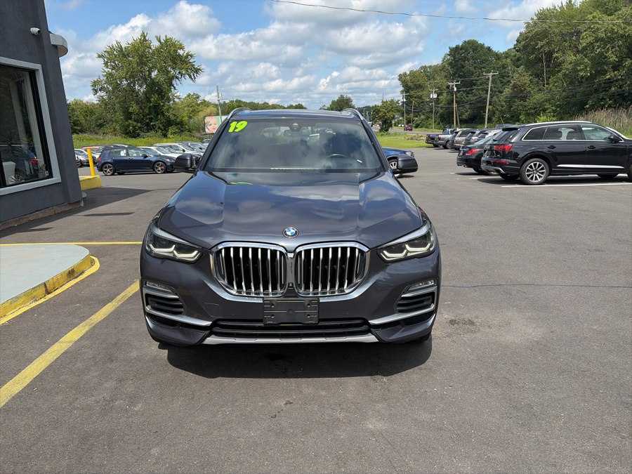 bmw x5 2019 5UXCR6C52KLL01754 image bmw x5 2019 5UXCR6C52KLL01754 image