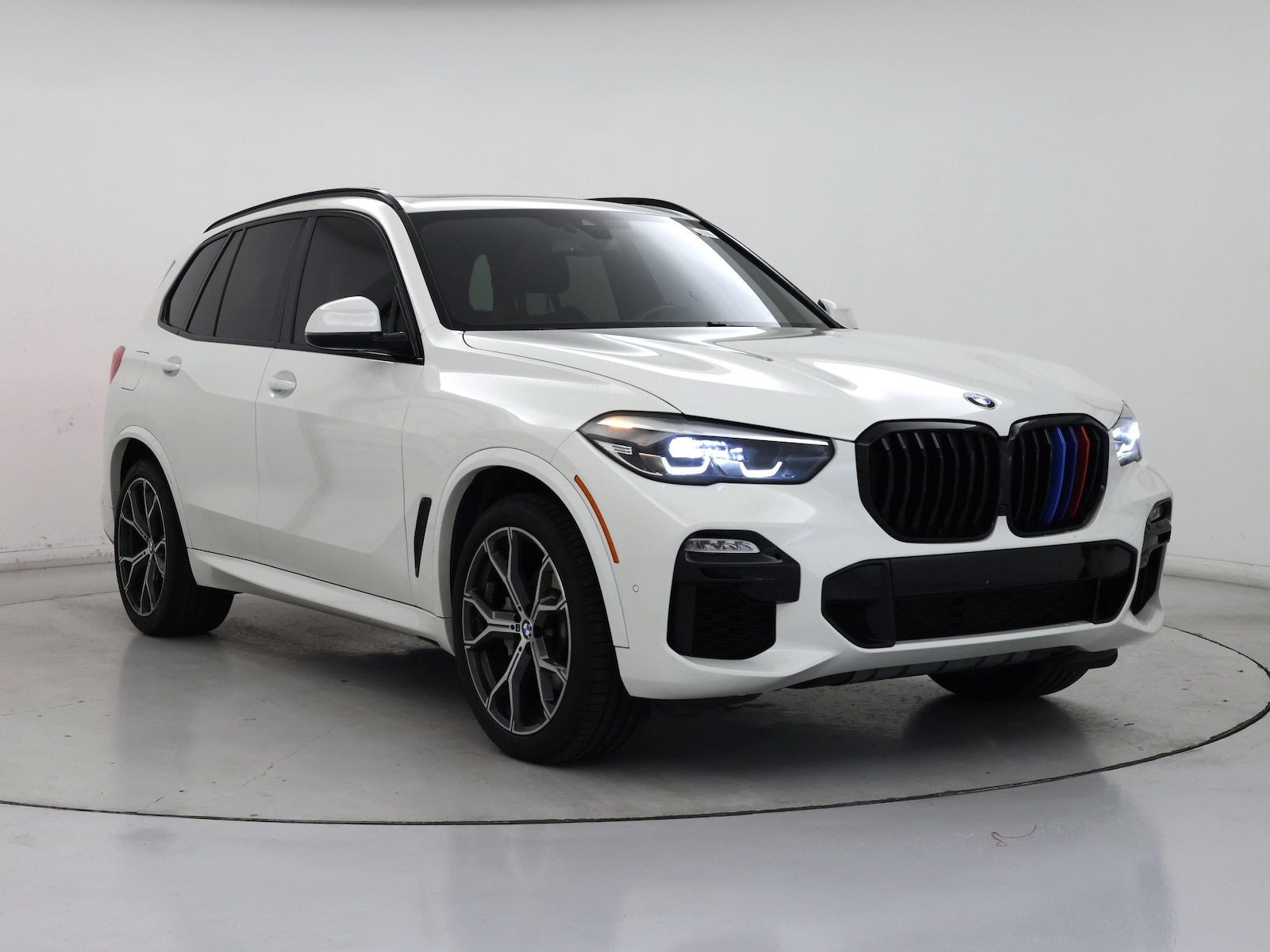 bmw x5 2019 5UXCR6C57KLL40145 image bmw x5 2019 5UXCR6C57KLL40145 image