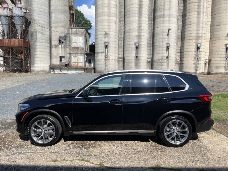 bmw x5 2019 5UXCR6C53KLL07160 image bmw x5 2019 5UXCR6C53KLL07160 image