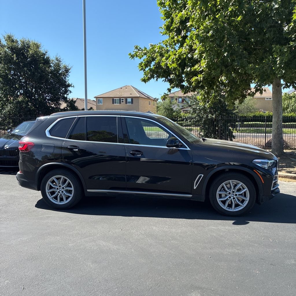 bmw x5 2019 5UXCR6C55KLL25143 image bmw x5 2019 5UXCR6C55KLL25143 image