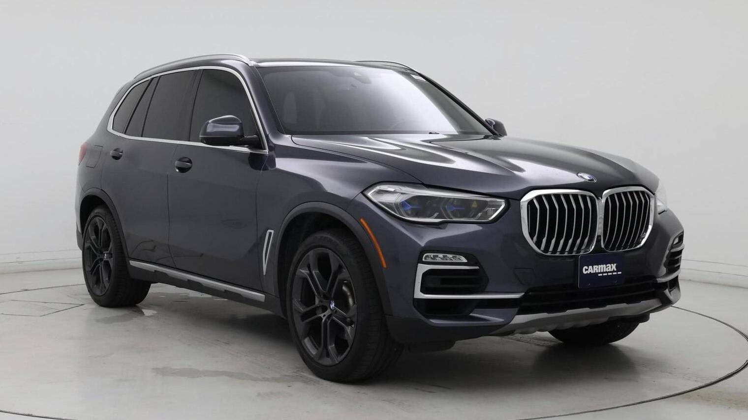 BMW X5 2019 5UXCR6C50KLK88857 image