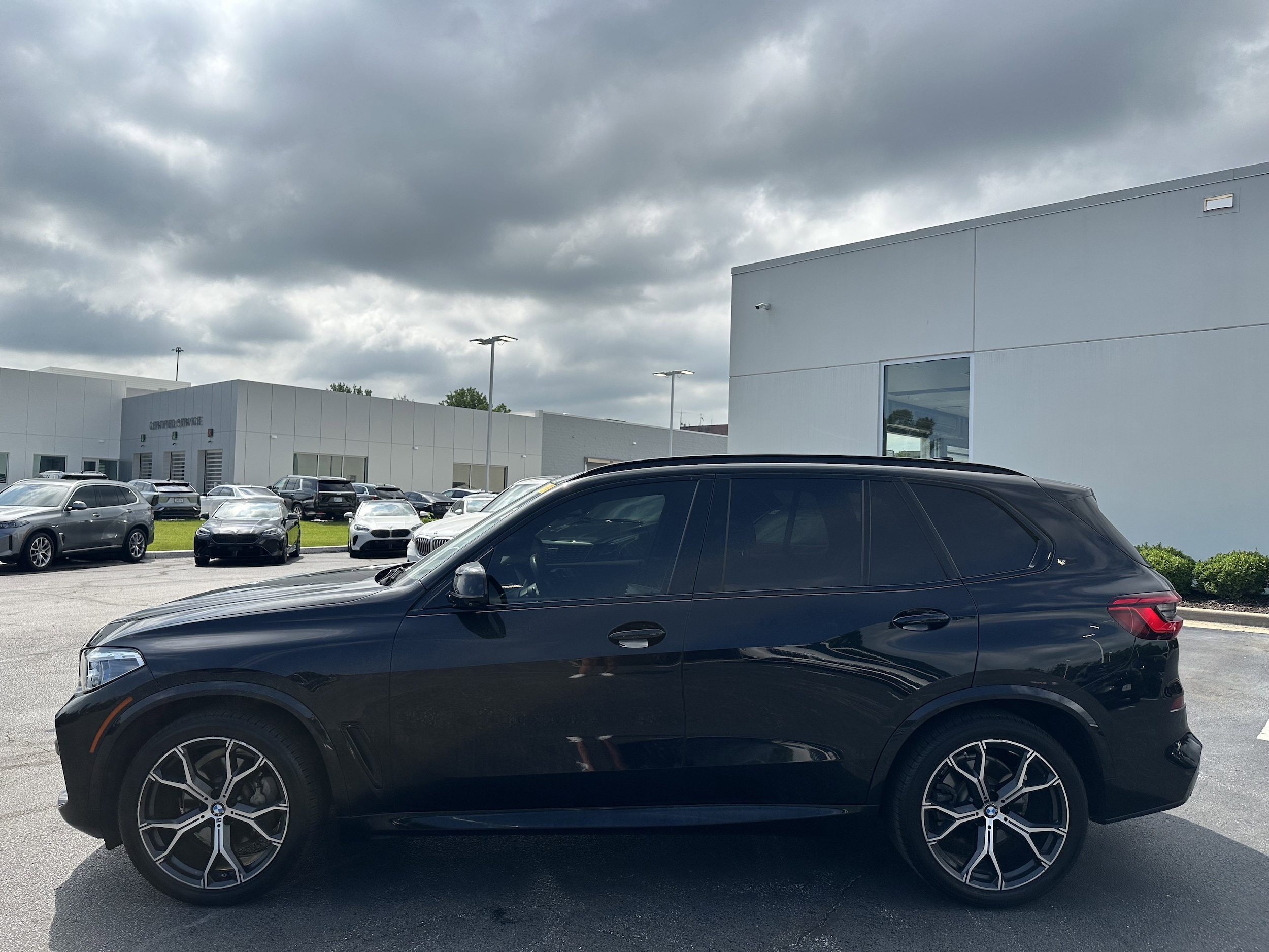 bmw x5 2019 5UXCR6C57KLL35821 image bmw x5 2019 5UXCR6C57KLL35821 image