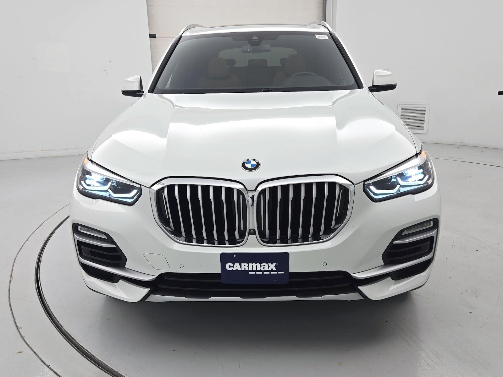 bmw x5 2019 5UXCR6C54KLL22153 image bmw x5 2019 5UXCR6C54KLL22153 image