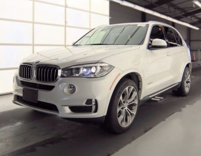 bmw x5 2018 5UXKS4C54J0Z89566 image bmw x5 2018 5UXKS4C54J0Z89566 image