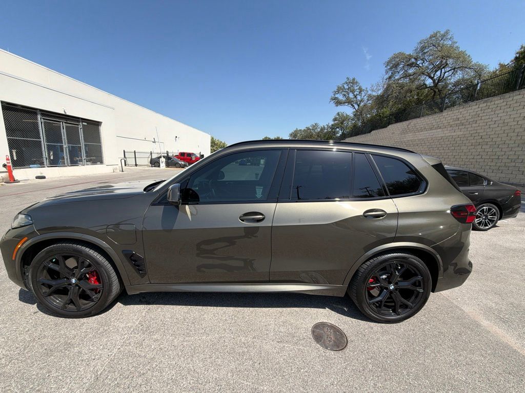 bmw x5 2026 5UX43EU09T9136657 image bmw x5 2026 5UX43EU09T9136657 image