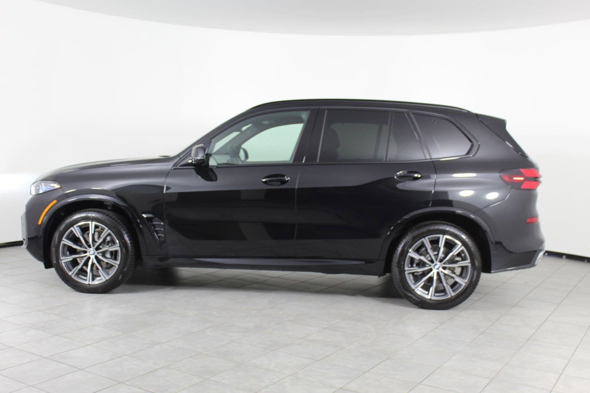 bmw x5 2026 5UX23EU03T9220917 image bmw x5 2026 5UX23EU03T9220917 image