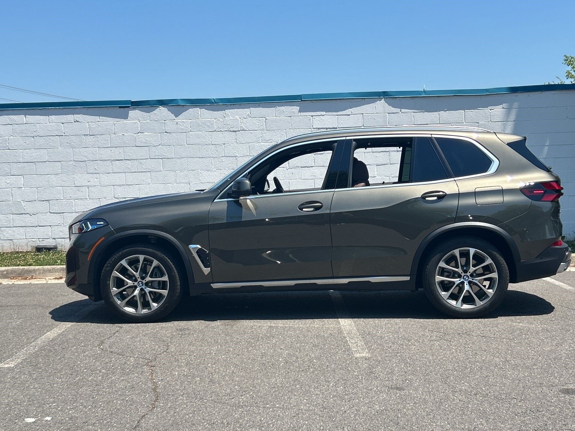 bmw x5 2026 5UX23EU05T9299068 image bmw x5 2026 5UX23EU05T9299068 image